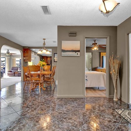 Pet Friendly Canal Front 3-Bedroom Grand Villa With Pool, Linai And Dock Port Charlotte Exterior photo