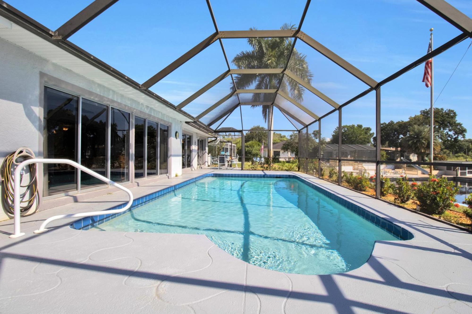 Pet Friendly Canal Front 3-Bedroom Grand Villa With Pool, Linai And Dock Port Charlotte Exterior photo