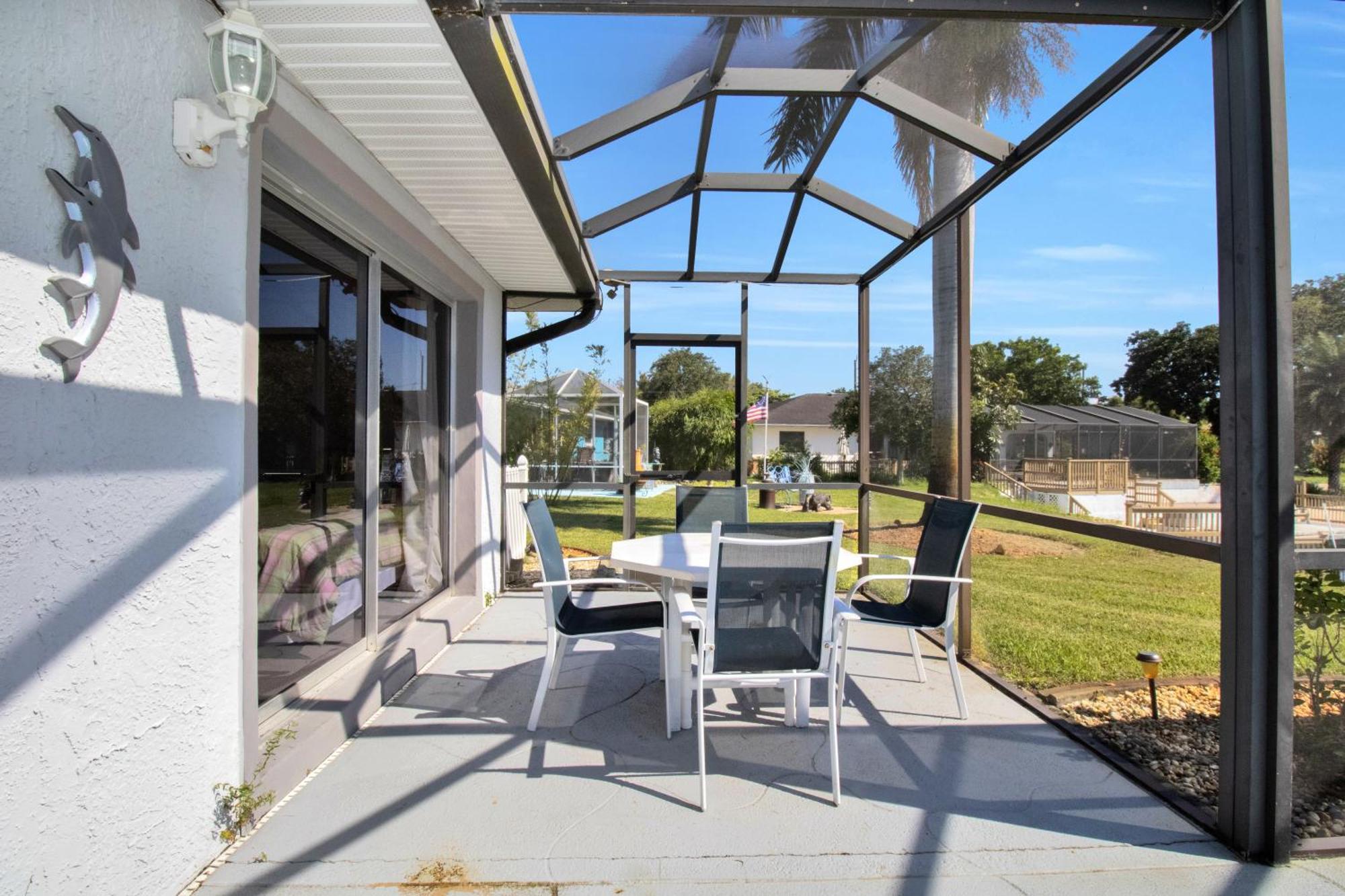 Pet Friendly Canal Front 3-Bedroom Grand Villa With Pool, Linai And Dock Port Charlotte Exterior photo