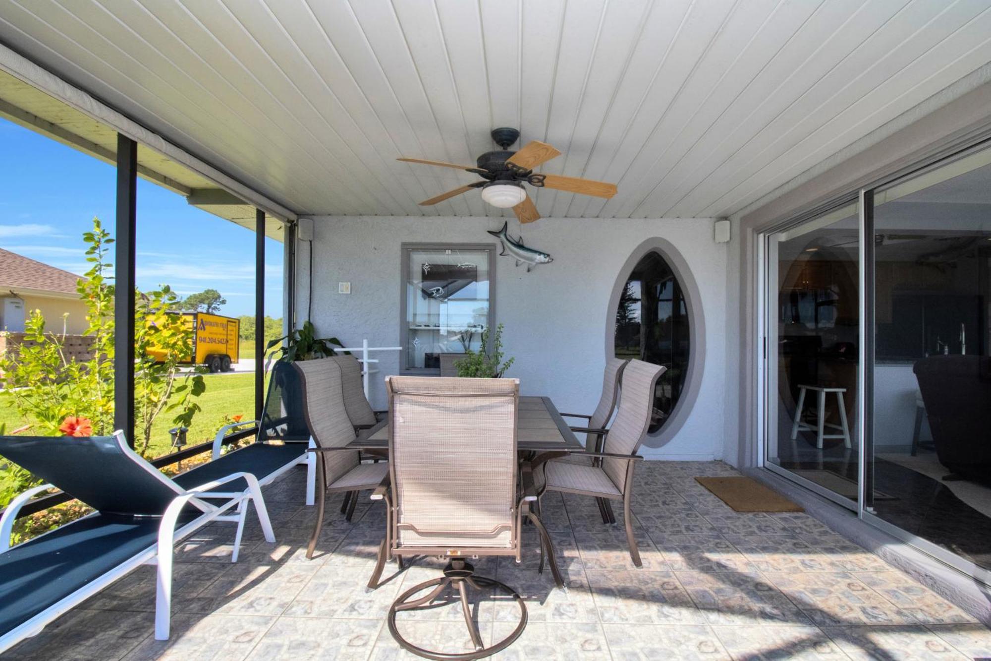 Pet Friendly Canal Front 3-Bedroom Grand Villa With Pool, Linai And Dock Port Charlotte Exterior photo